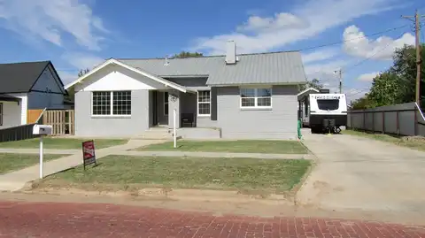 5Th, HEREFORD, TX 79045