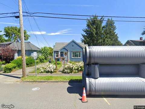 4Th, PUYALLUP, WA 98371