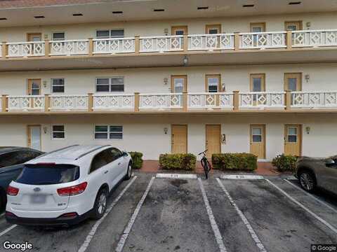 Oakland Park, LAUDERDALE LAKES, FL 33313