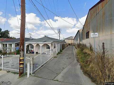 130Th, COMPTON, CA 90222