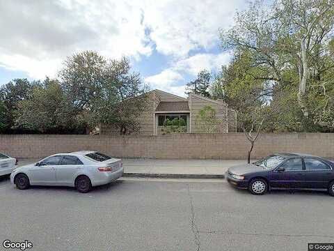 Andrea, NORTHRIDGE, CA 91325