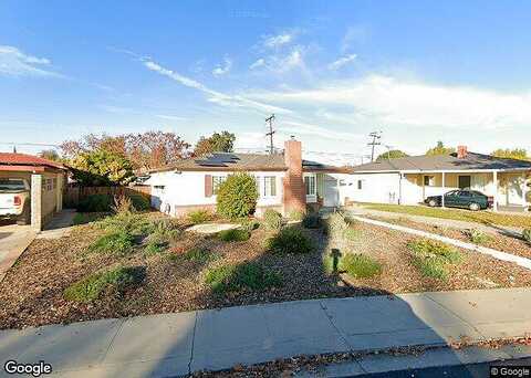 Pine, MANTECA, CA 95336