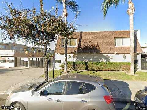 Juan, HAWAIIAN GARDENS, CA 90716