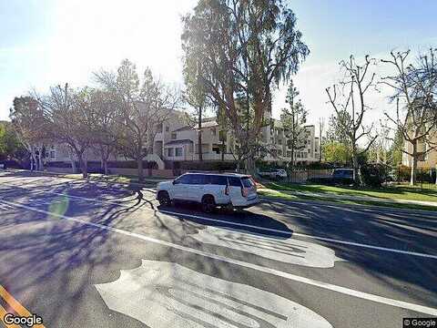 Canoga Ave, Woodland Hills, CA 91367