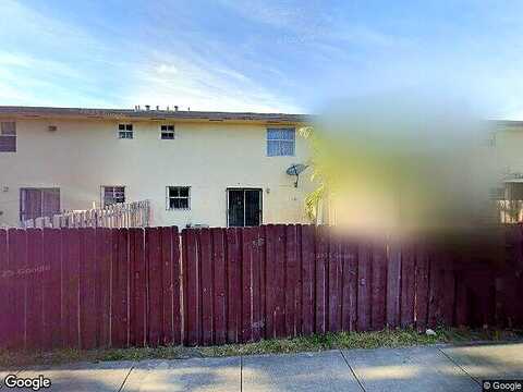 136Th, NORTH MIAMI, FL 33161