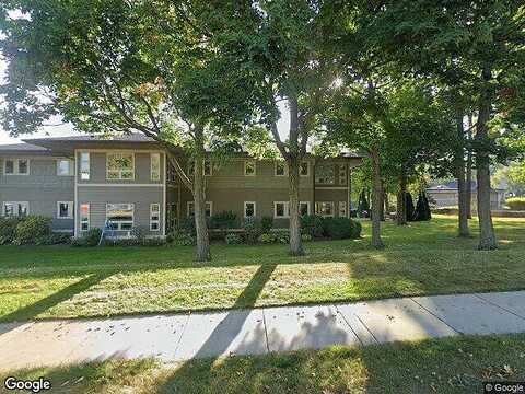Wells, LAKE GENEVA, WI 53147