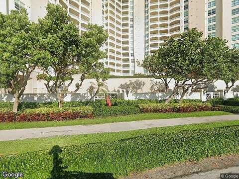Ocean, HIGHLAND BEACH, FL 33487