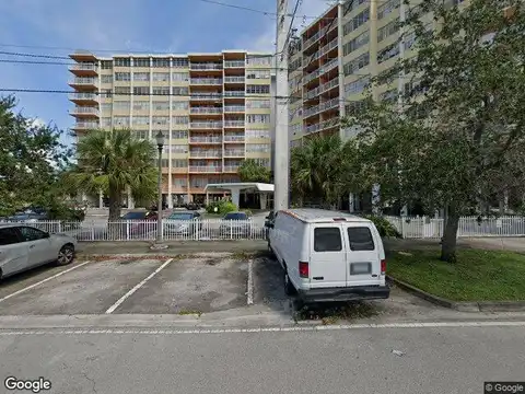 164Th, NORTH MIAMI BEACH, FL 33162