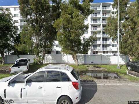 108Th, MIAMI, FL 33161