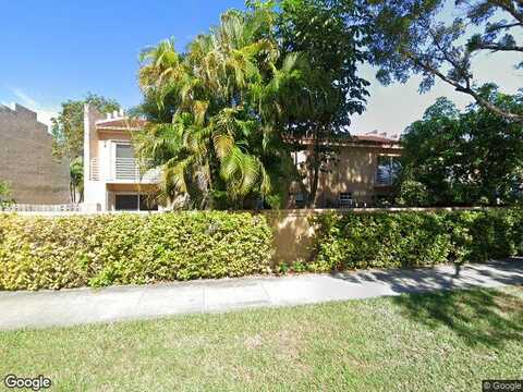 154Th Circle, MIAMI, FL 33196