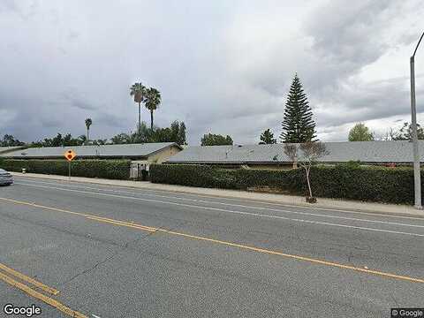Canyon Crest Dr, Riverside, CA 92507