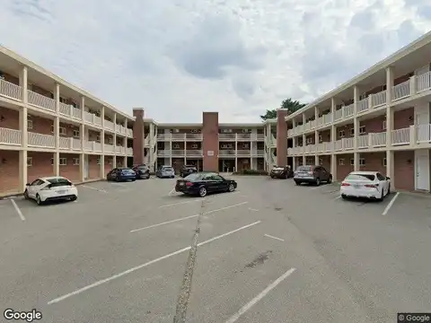 Grove Ave #U22, Richmond, VA 23220