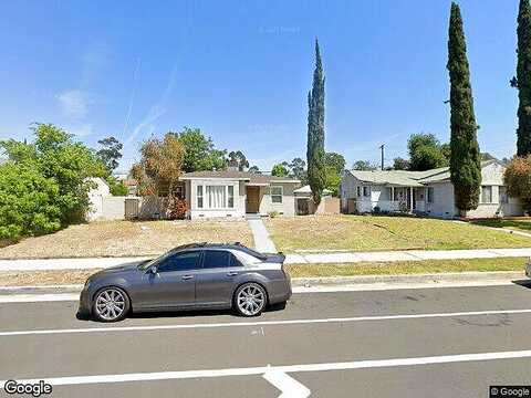 14947 14945 Chatsworth St, Mission Hills, CA 91345