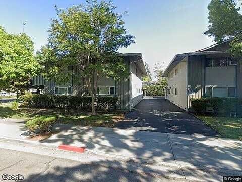 Valley Forge Way #4, Campbell, CA 95008
