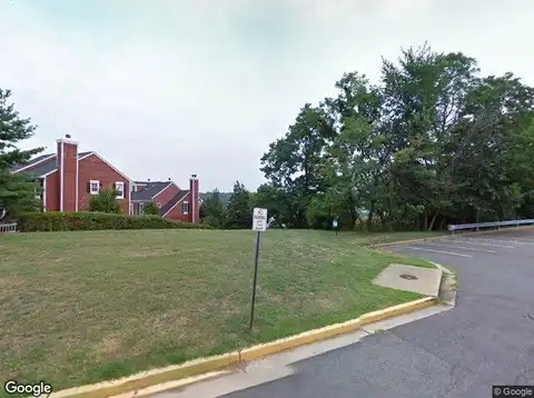 S Woodstock St #B, Arlington, VA 22206