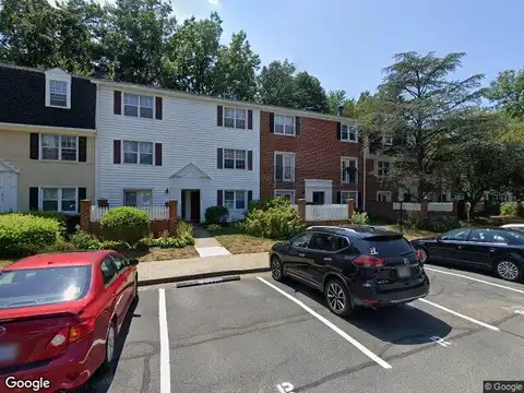 S Woodstock St #B, Arlington, VA 22206