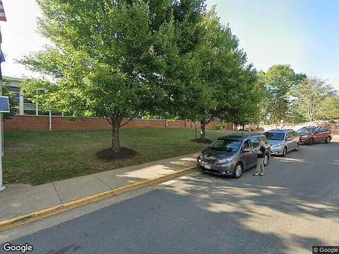 W Falls Station Blvd #315, Falls Church, VA 22046