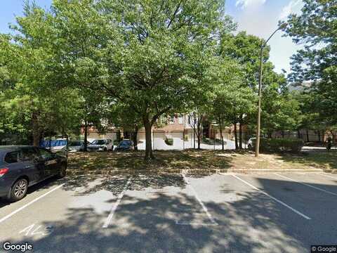 Garnett Dr #1, Alexandria, VA 22311