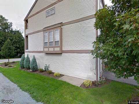 Riverside Dr #H, West Bridgewater, PA 15009