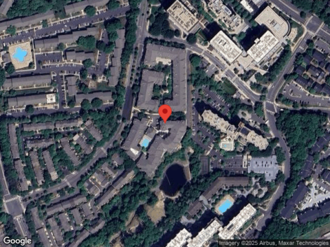 Strutfield Lane, Alexandria, VA 22311