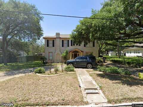 N Adams, Beeville, TX 78102