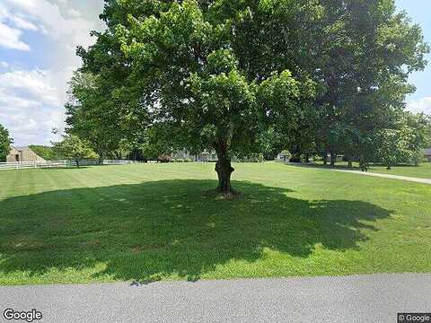 Featherbed Ln, Garnet Valley, PA 19060