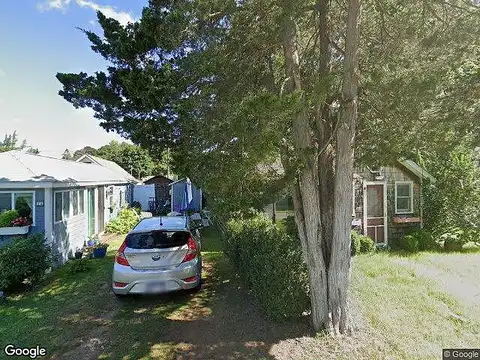 1St Street, Madison, CT 06443
