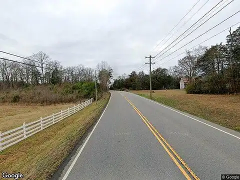Strawberry Plains Pike, Knoxville, TN 37914
