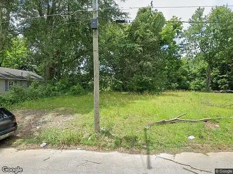 N Lindsey Street, Jackson, TN 38301