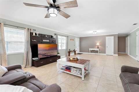 Belinda, DELAND, FL 32720