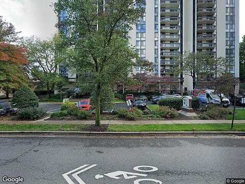 Holmes Run, ALEXANDRIA, VA 22304