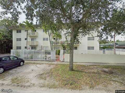 Ne 128Th St, North Miami, FL 33161