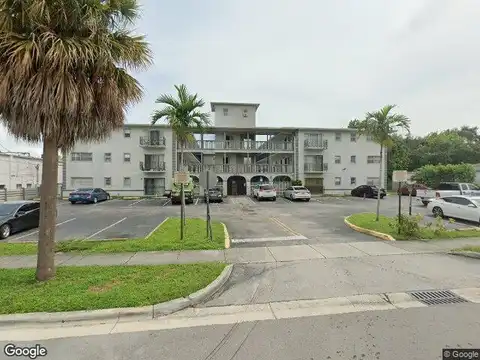 Ne 18Th Ct, North Miami Beach, FL 33162