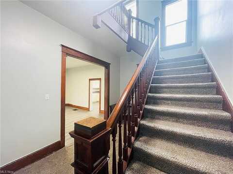 Putnam, ZANESVILLE, OH 43701