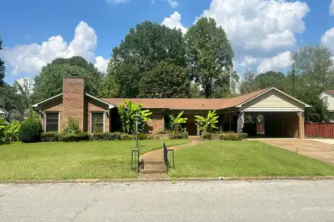Lashawte, JACKSON, TN 38301