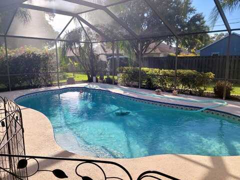 Betty, PORT SAINT LUCIE, FL 34952