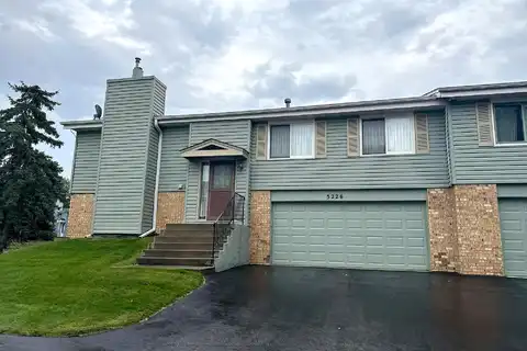 Beachside, HOPKINS, MN 55343