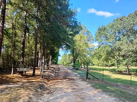 Faye, HATTIESBURG, MS 39401