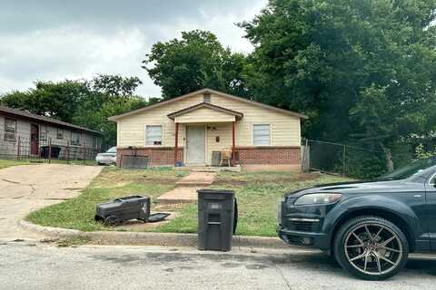 Baker, FORT WORTH, TX 76104