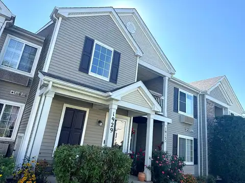 Silverstone, CARPENTERSVILLE, IL 60110