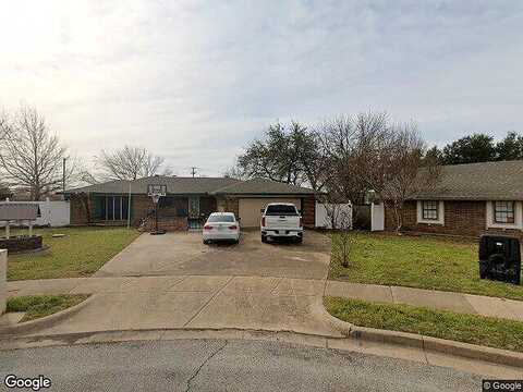 Crofton, BENBROOK, TX 76126