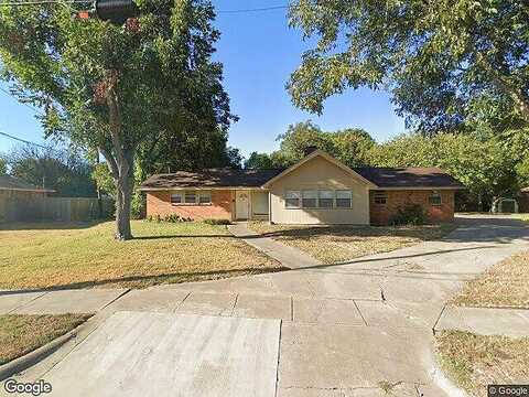 Willow Creek, LANCASTER, TX 75146