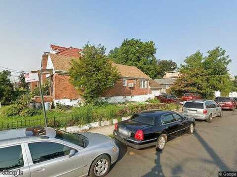 29Th, EAST ELMHURST, NY 11369