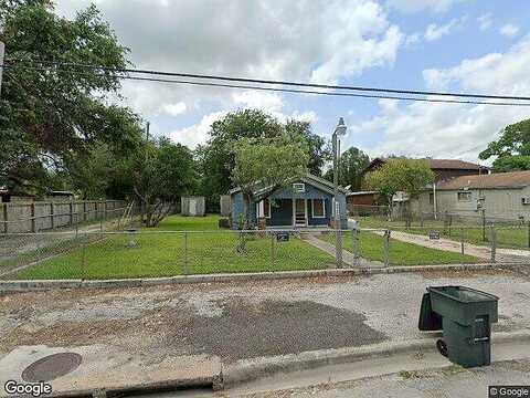 Walnut, ALICE, TX 78332