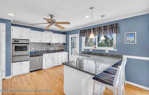 Wedgewood, SPRING LAKE, NJ 07762