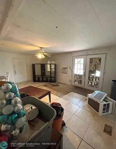 4Th, PLANTATION, FL 33325