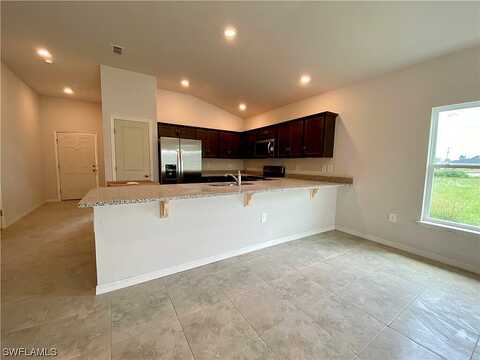 Pembroke, LEHIGH ACRES, FL 33974