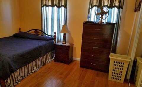 Ferndale, JAMAICA, NY 11435