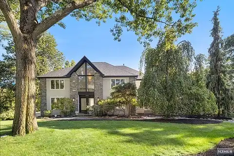 Jeffer, WYCKOFF, NJ 07481