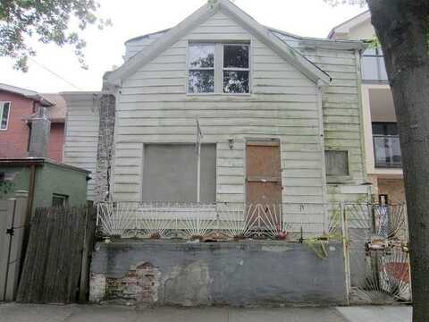 Norfolk, BROOKLYN, NY 11235